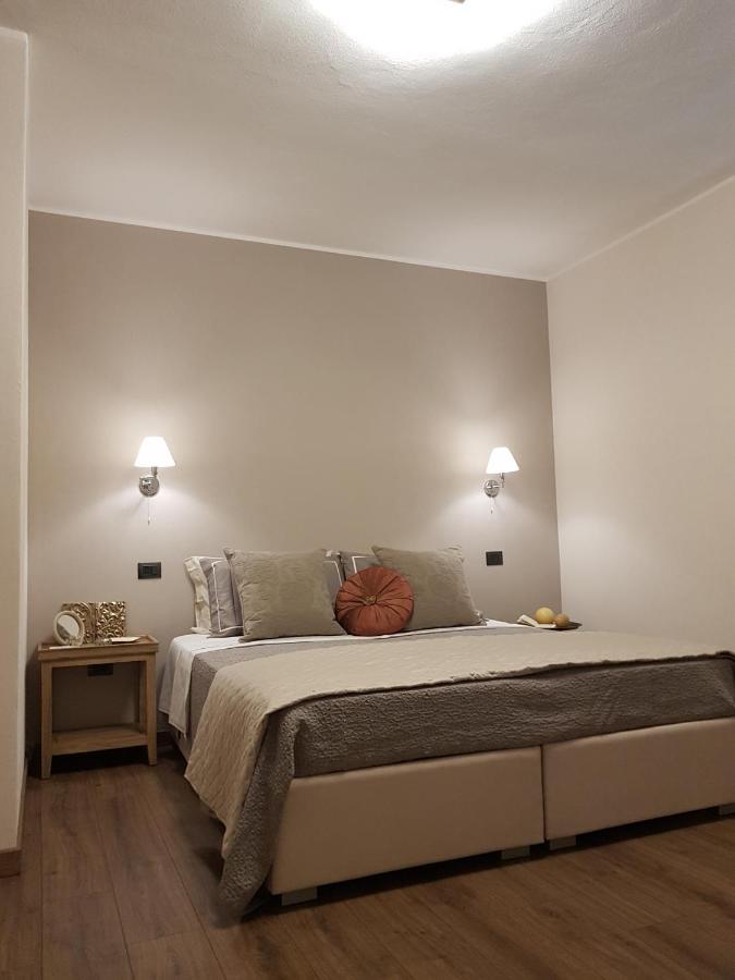 B&B Al Civico16 Гуспини Екстериор снимка