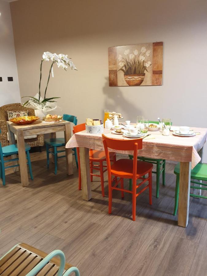 B&B Al Civico16 Гуспини Екстериор снимка